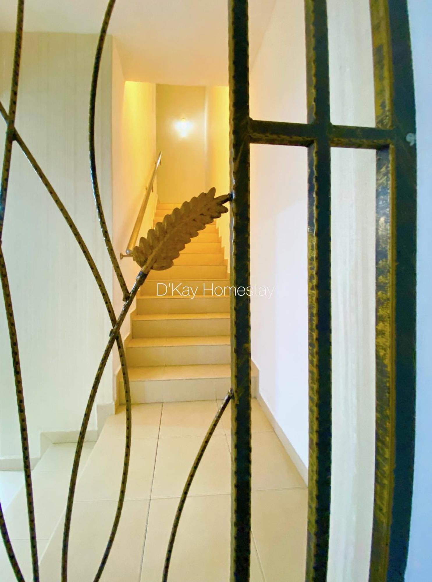 4 Bedrooms Homestay, Fully Aircond In Sendayan By D'Kay Homes I 10-15 Pax Seremban Luaran gambar