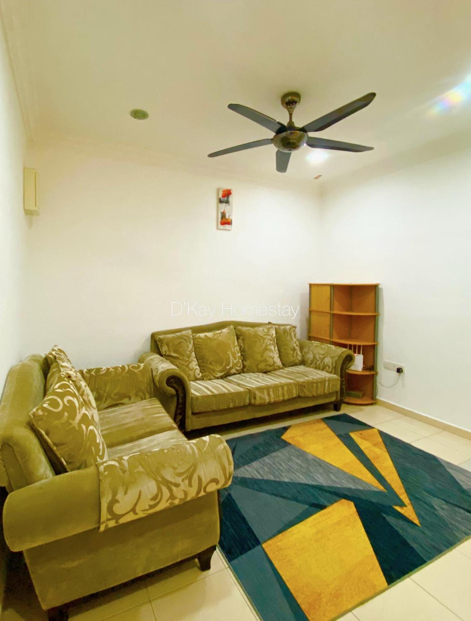 4 Bedrooms Homestay, Fully Aircond In Sendayan By D'Kay Homes I 10-15 Pax Seremban Luaran gambar